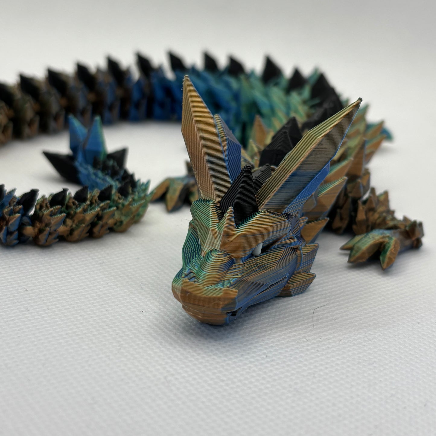 Crystal Dragon – 3D-gedruckter Kristalldrache (ca. 46cm)