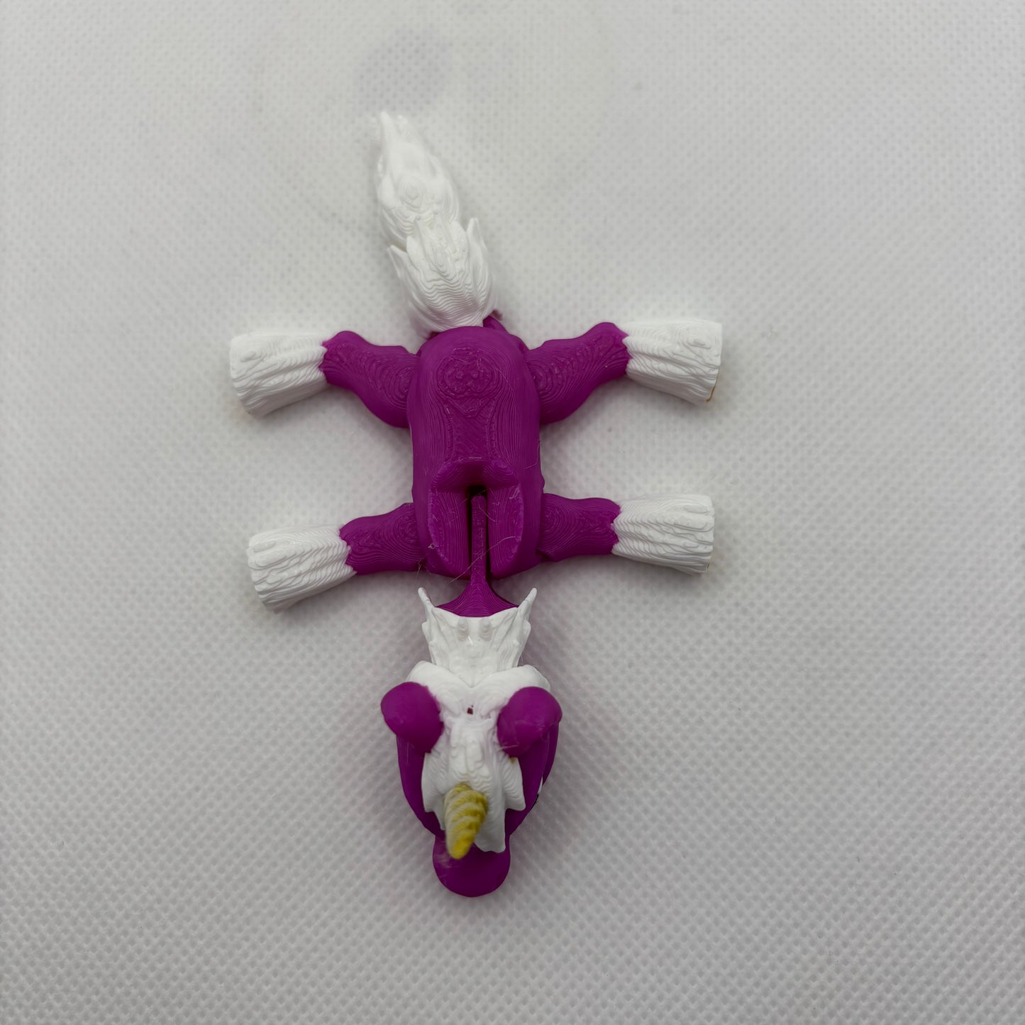 Tiny Unicorn – 3D-gedrucktes Pferd (ca. 6,5 × 10,5 cm)