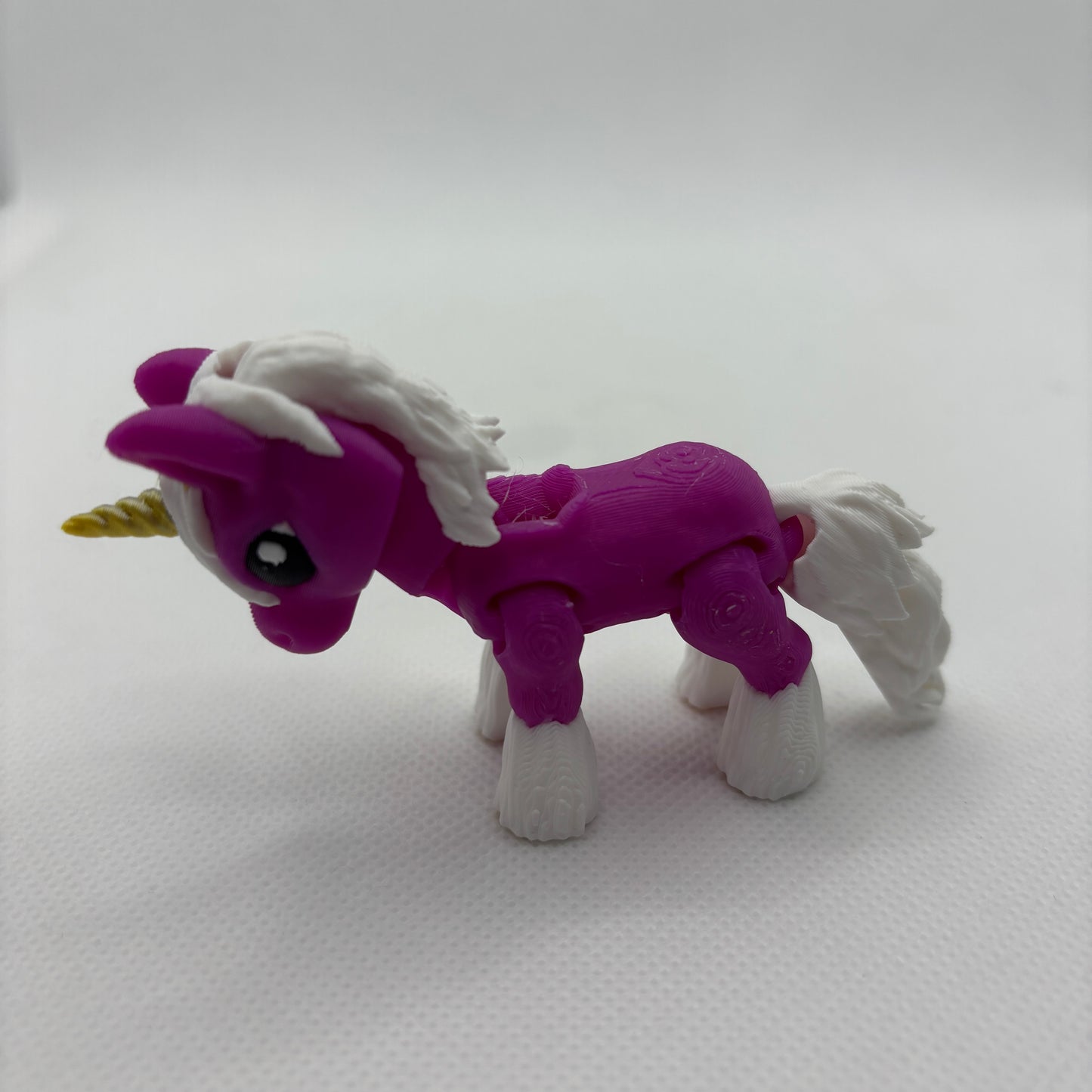 Tiny Unicorn – 3D-gedrucktes Pferd (ca. 6,5 × 10,5 cm)