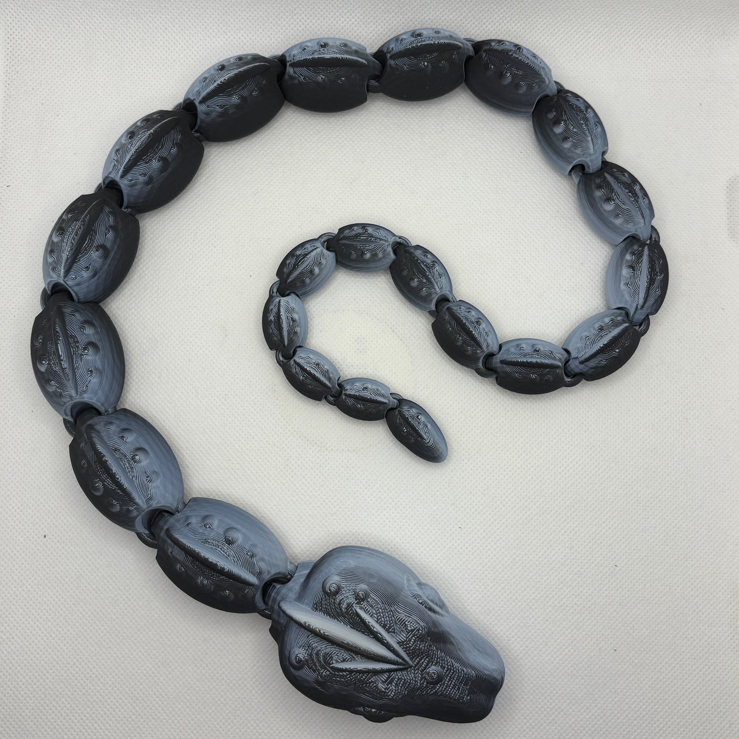 Cinder Snake – 3D-gedruckte Schlange (ca. 78 cm)
